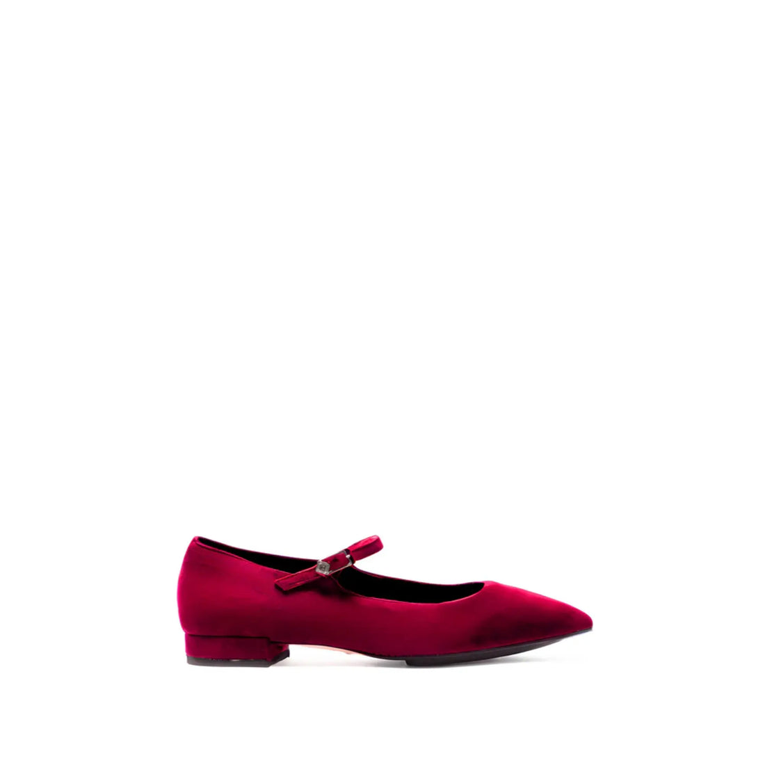 Katie Holme’s Twist on This Classic Shoe Style Has Been My Go-To for Decades