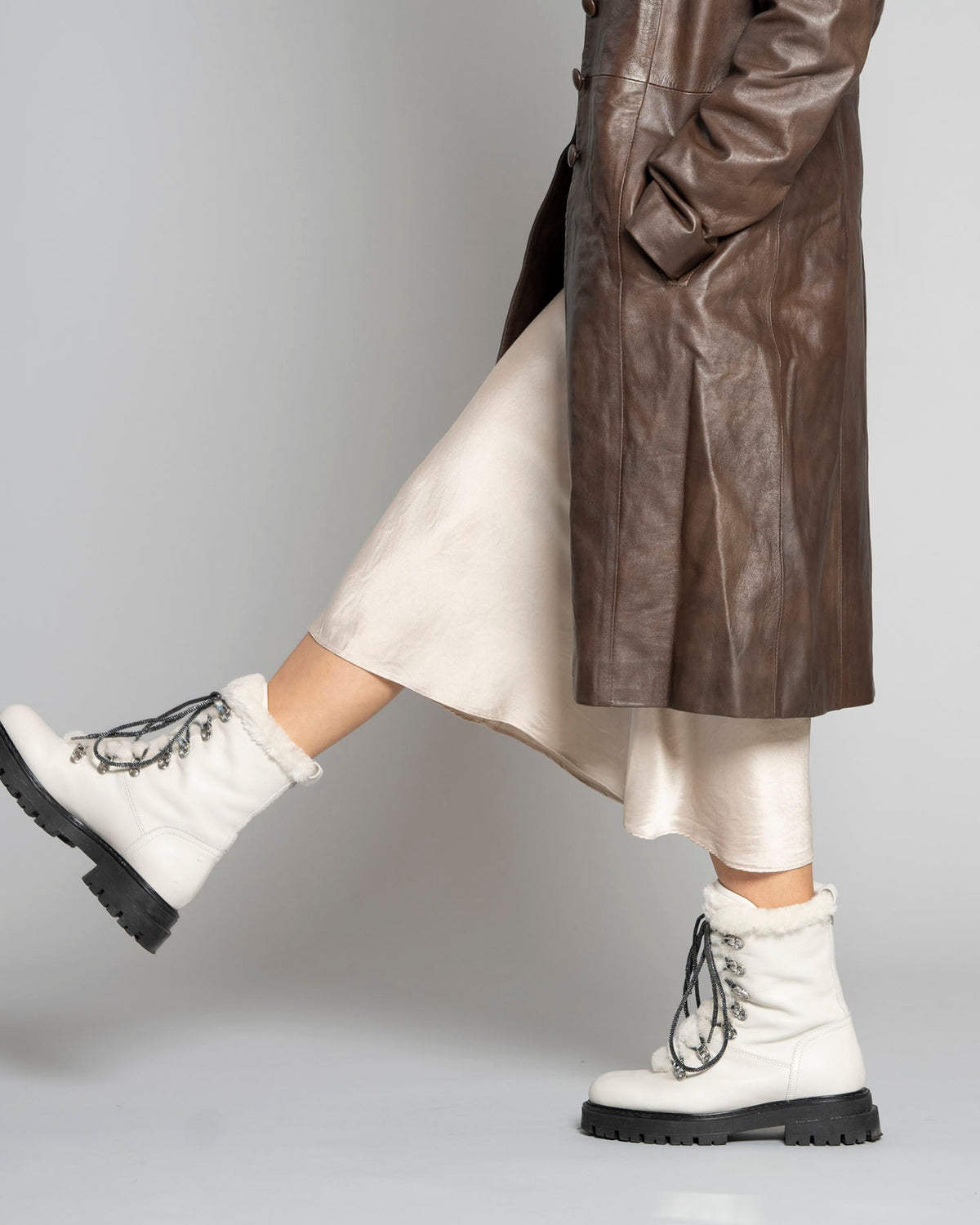 W26 SIGNATURE CAPSULE