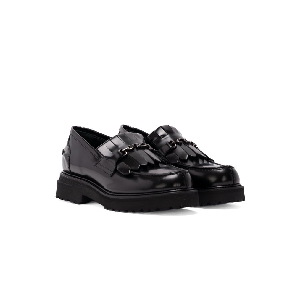 Scarlett Chase Avery Lug Loafer in Black Leather | Pair 3/4 profile on a white background
