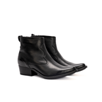 Scarlett Chase Flynn black leather riding boot with a side zipper | 3/4 view of staggered pair facing right on white background