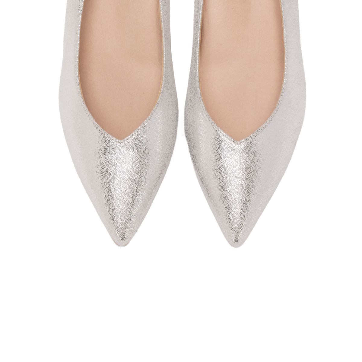 Scarlett Chase Soiree 75 Pump Silver Metallic with a V-cut upper and sculpted heel | Overhead view on white background