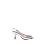Scarlett Chase Soiree 75 Pump Silver Metallic with a V-cut upper and sculpted heel | Profile on white background